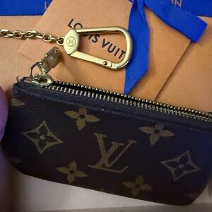 Louis Vuitton Monogram Key Holder - Brown and Gold